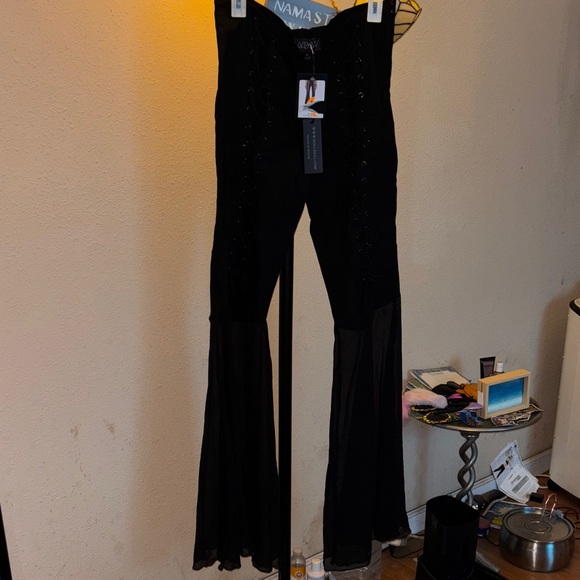 SOLD OUT & SUPER CUTE 🥰 Dolls Kill Black Lace-Up Flare Pants NEW WITH TAGS - Picture 1 of 1